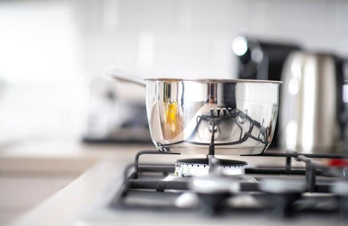 Portsmouth Apartment | Flat B - Bright and spacious 2 bedroom 2 bathroom garden apartment