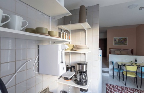 Barra Apartment | Flat on Farol da Barra beach with swimming pool, air conditioning and garage