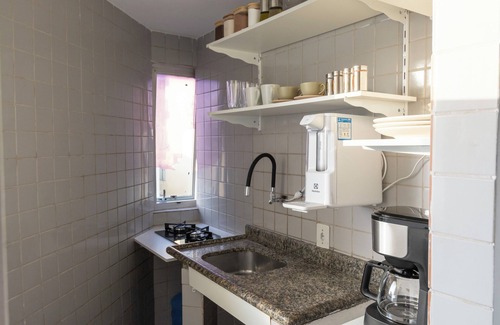 Barra Apartment | Flat on Farol da Barra beach with swimming pool, air conditioning and garage