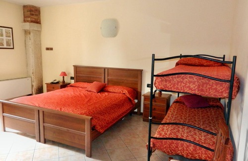 Bedizzole Other | Flat with garden near Lake Garda
