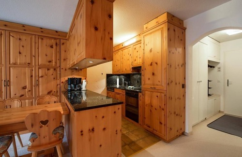 Soerenberg Apartment | Flat with Swiss stone pine and mountain view