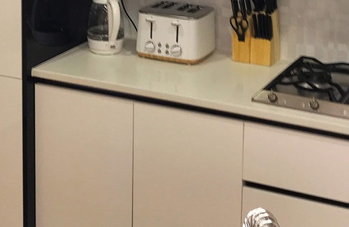 Flat Bush House | Flatbush Holiday Accommodation, Casheltown Residence CC|7 Bedrooms|2 Kitchens|Dining|Lounges