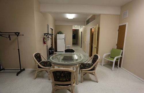 Polson House | Flathead Lake - Condo building 23 beds