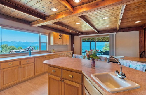 Polson House | Flathead Lake Haven on the Water