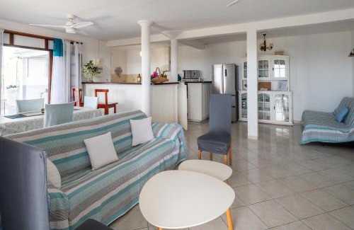 Le Gosier House | Fleur de Bambou - Vue mer et montagne proche plage