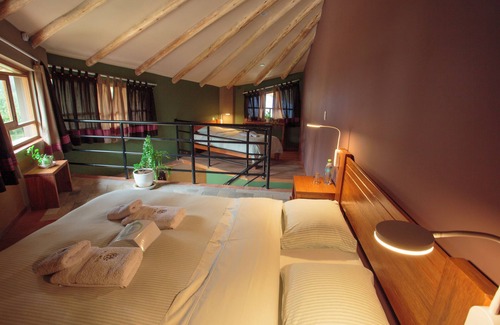 Acopampa Cabin | Fleur Lodge