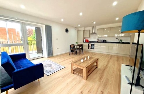 Chadwell Heath Apartment | FlexiLux Stays - Luxury Brand New Apt. L1B233