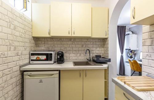 Centrul Vechi Apartment | FLH - Black Church Studio