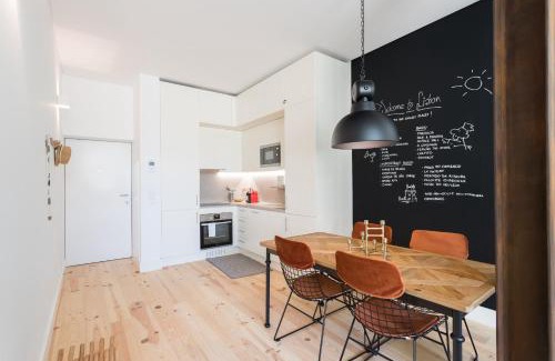 Sao Paulo Apartment | FLH Cais Sodré Charming Flat