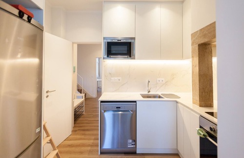 Alfama Apartment | FLH Graça Charming Duplex with Small Pool