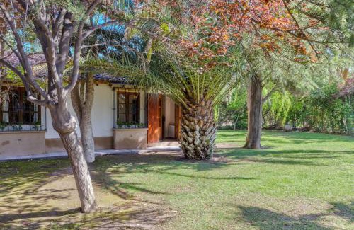 Chacras de Coria House | Fliphaus Alzaga 5100 - 4 Bd House Pool BBQ Daily Housekeeping!
