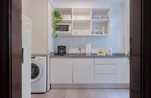 Palermo House | Fliphaus + Ravignani 2200 - Vintage Villa Palermo Hollywood