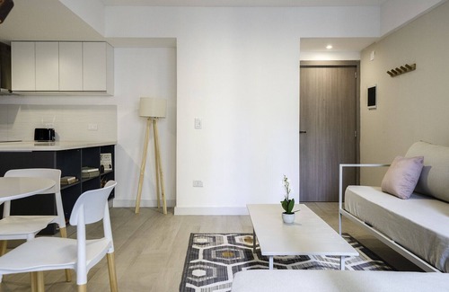 El Centro Apartment | Fliphaus + Virrey 300 - Lux Aparts 'B' Congreso
