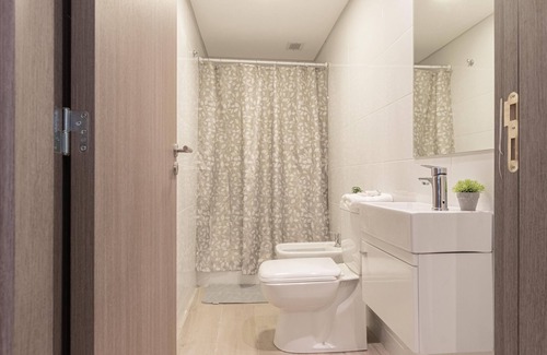 El Centro Apartment | Fliphaus + Virrey 300 - Lux Aparts 'A' Congreso