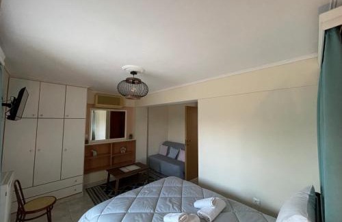 Mesolongi Apartment | Flo's Apartments