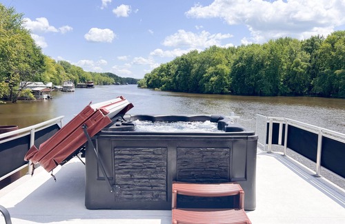 East Dubuque Boat Rental | Floating stationary river boat! Custom design!