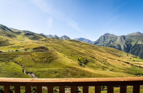 Peyragudes Apartment | Floor -1, view ski slopes, balcony, tv, ski locker, 30m², Peyragudes
