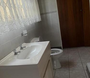 Vanderbijlpark House | Flora Gardens guest house