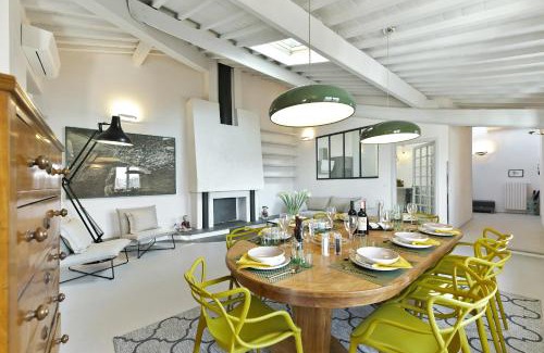 Santa Croce Apartment | Florence Sunset