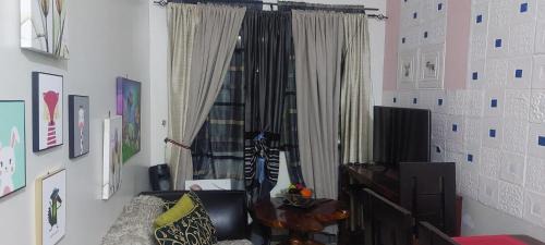 Dasmarinas Apartment | Florida sun condo