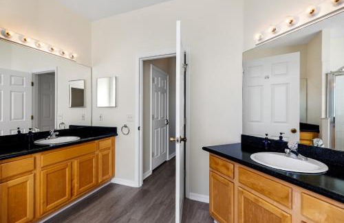 Bridgewater Crossing House | Florida Vacation Home with Sunny Private Pool - Game Room - Nr Disney