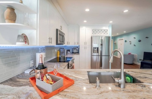 Fort Lauderdale House | Florida Waterfront and Hard rock casino