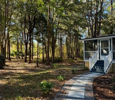 Dale House | Flossies