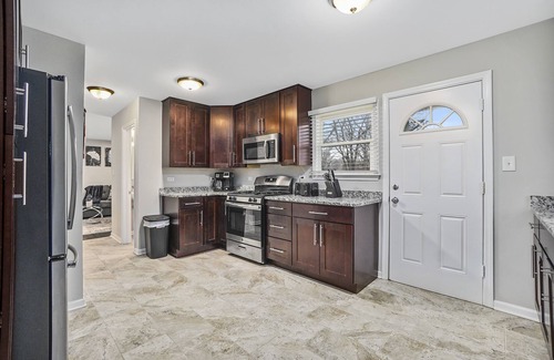 Flossmoor House | Flossmoor FHS Rental