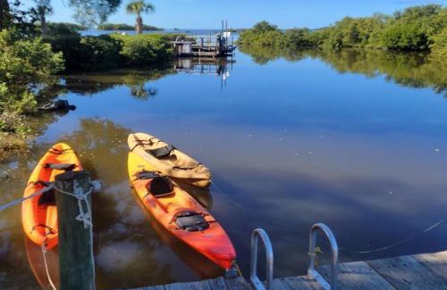 Cedar Key House | Flounder Inn Waterfront