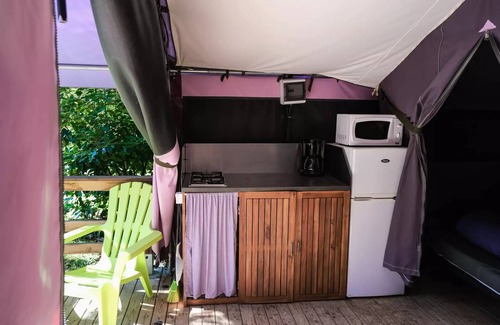 Saint-Antonin Noble Val House | Flower Camping les Gorges de l'Aveyron * - P'tite Free standard 32m² (2 bedrooms) Covered terrace without toilet 5 people