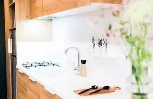Tregunc House | Flower Camping Domaine de Pendruc * - Mobilhome AVEN Premium 28 m2 2 bedrooms/covered terrace + TV + LV + Sheets 4 people