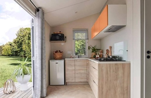 Tregunc House | Flower Camping Domaine de Pendruc * - Mobile home MARIN Confort 27 m² - 2 bedrooms/covered terrace + TV for 4 people