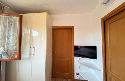 Rome Province Apartment | Flower Garden House