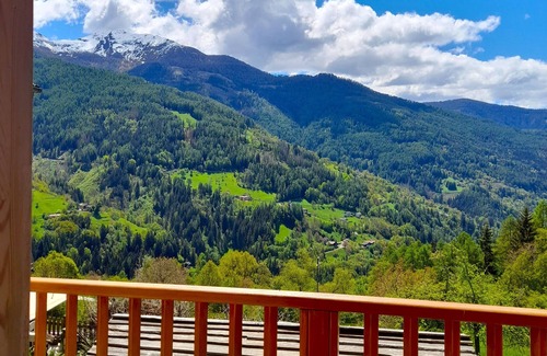 Sant'Orsola Terme Apartment | Flower parlour in the Dolomites