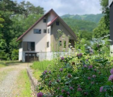 Kitaazumi-gun Villa | FLYING HOUSE
