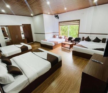 Vythiri Hotel | Fog Light