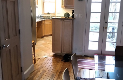 Foggy Bottom House | Foggy Bottom/Georgetown-Cultural Center of D.C. Metro - Walkable - Safe - Quiet