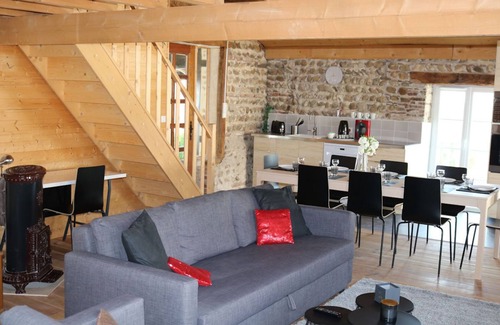 Meximieux Other | Fontaine de Jouvence, Gîte 3*, 6 rooms 10 pers. Swimming pool near Pérouges, Lyon