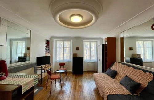 Fontainebleau Apartment | Fontainebleau- Chez Catherine