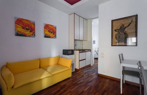 Arenella Apartment | Fontana Home by Dimorra