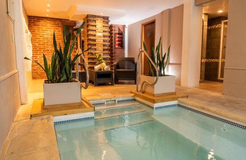 Villa Gesell Hotel | Fonte Arcada