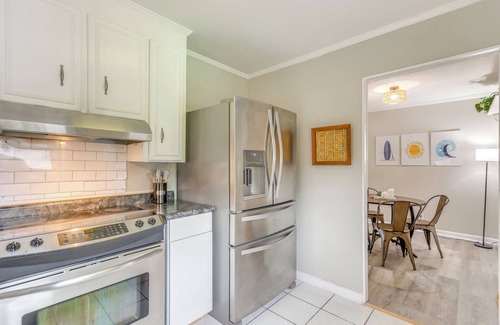 Northeast Pensacola House | Foosball Games & Al Fresco Dining: Pensacola Home!