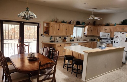 Foothills House | Foothill Sunrises & Desert Sunsets from this beautiful 2B/2Ba house.