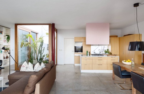 Guatiza House | For individuals and/or families outside of the tourist centers