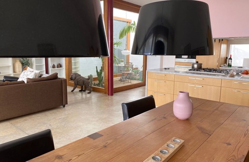 Guatiza House | For individuals and/or families outside of the tourist centers