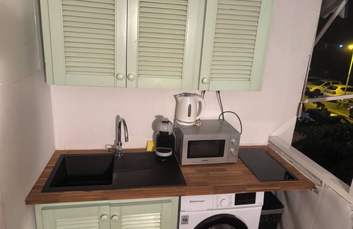 Baie-Mahault Apartment | For rent fully equipped studio at the marines (97118 saint-François) Guadeloupe