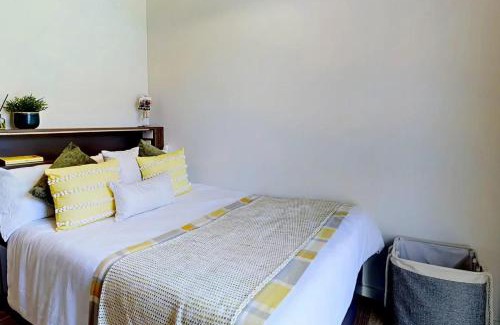 Runnymede Apartment | For Students Only Hox Park Egham