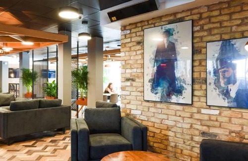 Birmingham City Centre Apartment | For Students Only Canvas The Heights in Birmingham