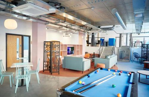 Saint Paul's Apartment | For Students Only Canvas Bristol