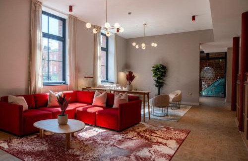 Leeds City Center Apartment | For Students Only Thoresby Hall in Central Leeds